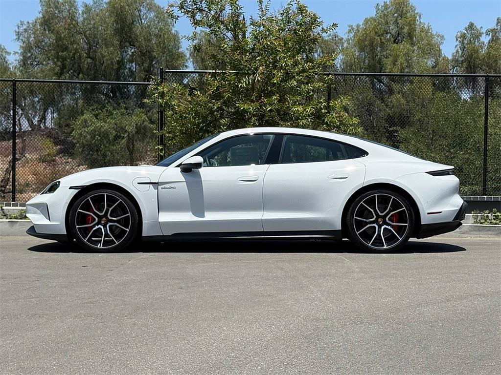 new 2025 Porsche Taycan car
