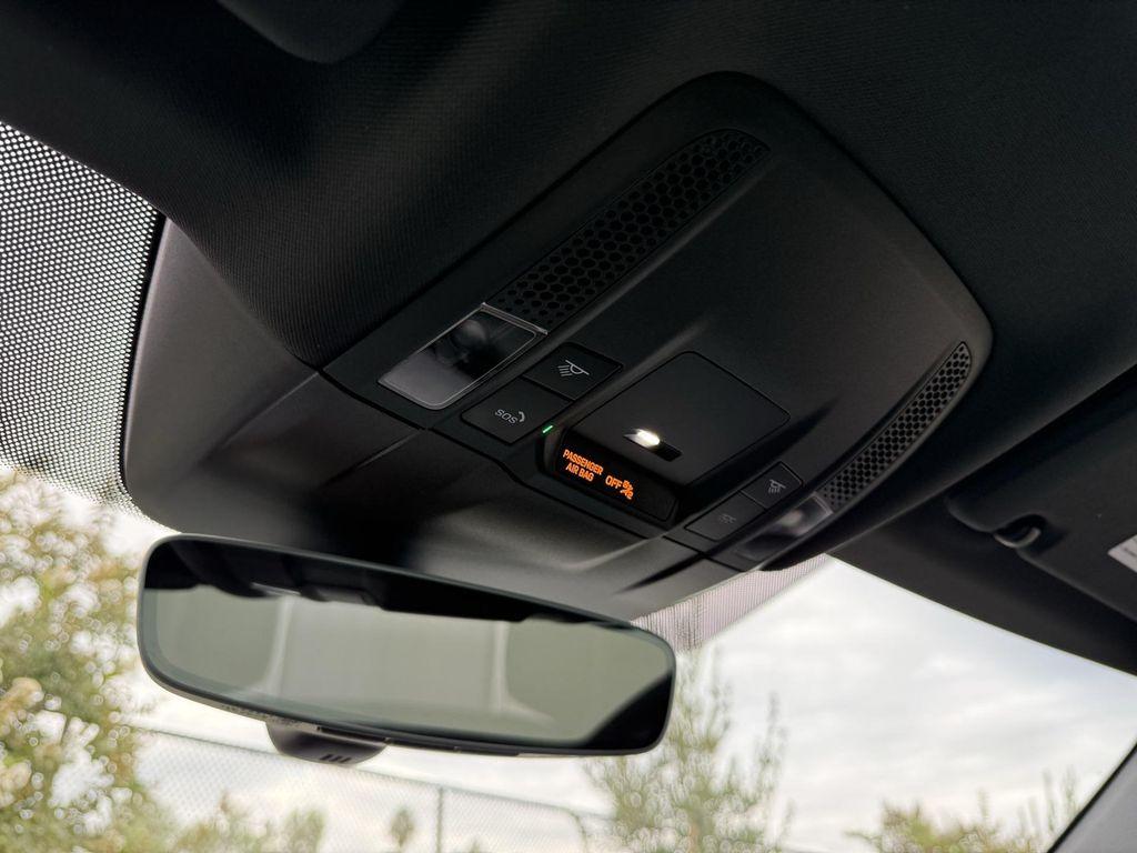 new 2025 Porsche Taycan car