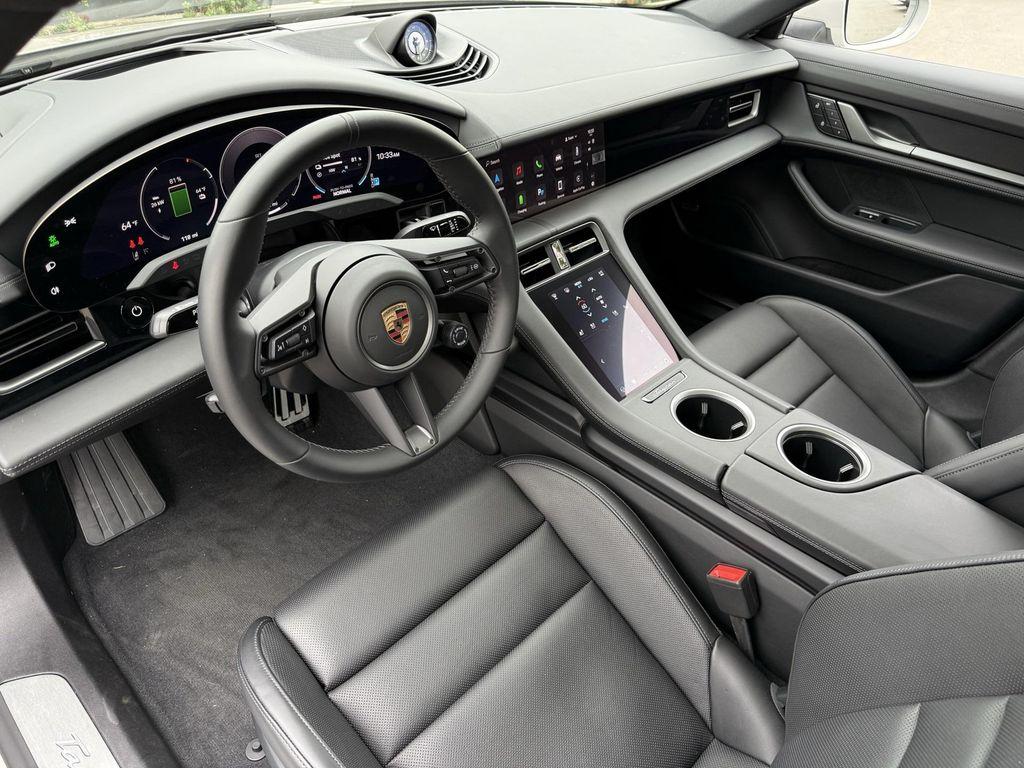 new 2025 Porsche Taycan car