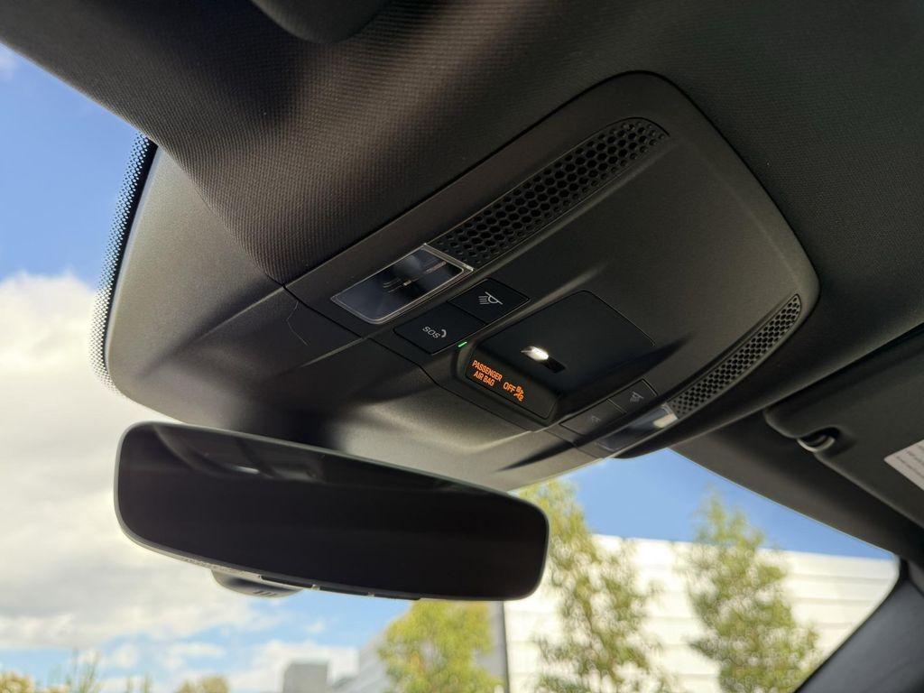 new 2025 Porsche Taycan car