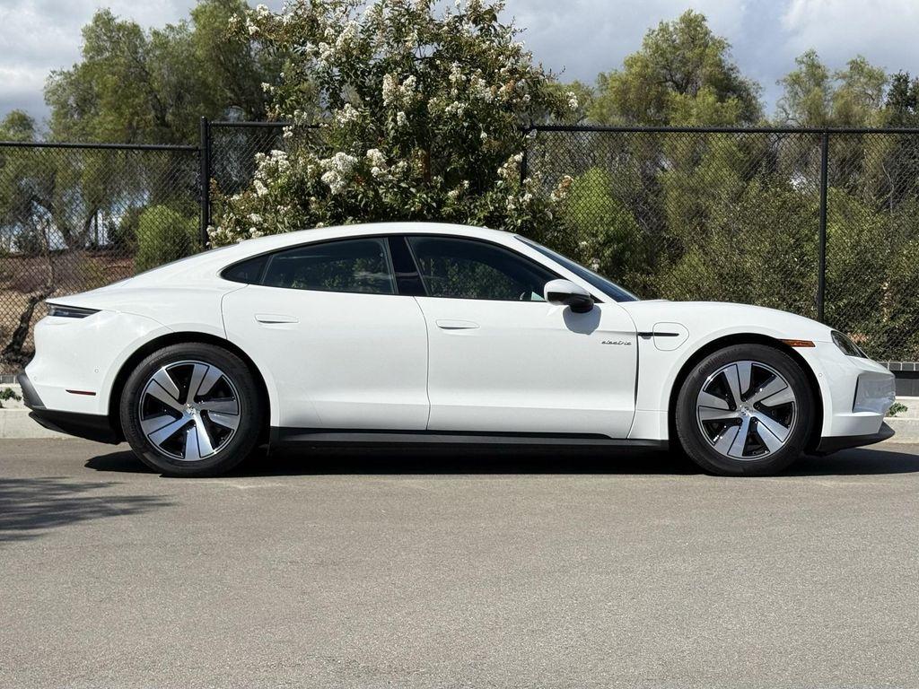 new 2025 Porsche Taycan car