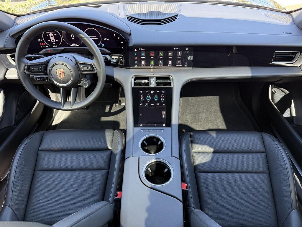 new 2025 Porsche Taycan car
