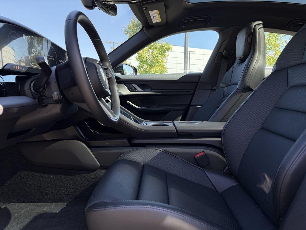 new 2025 Porsche Taycan car