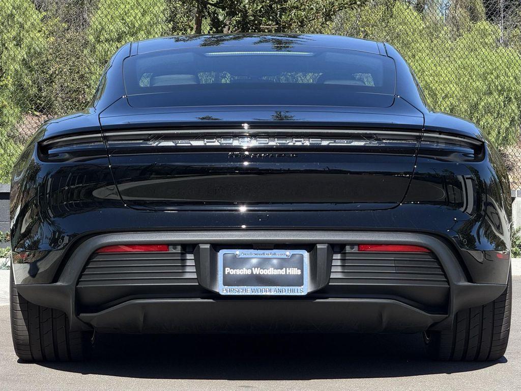 new 2025 Porsche Taycan car
