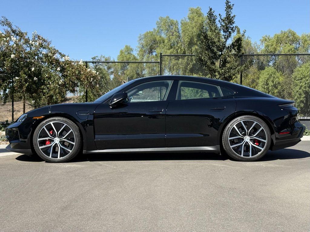 new 2025 Porsche Taycan car