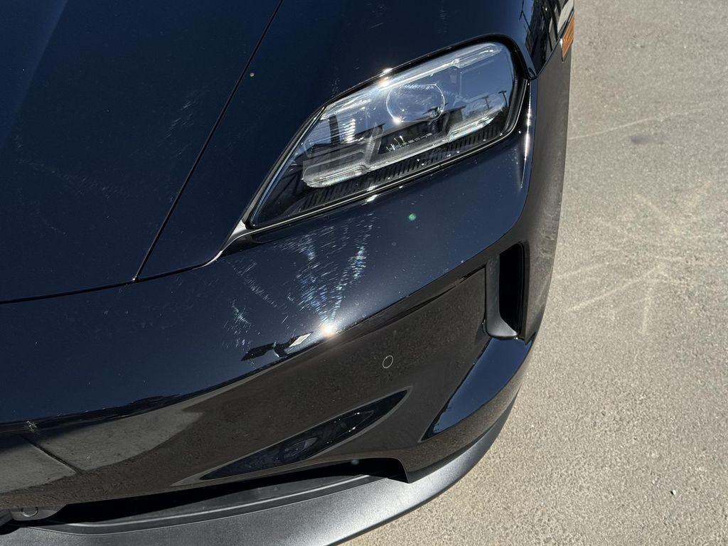 new 2025 Porsche Taycan car