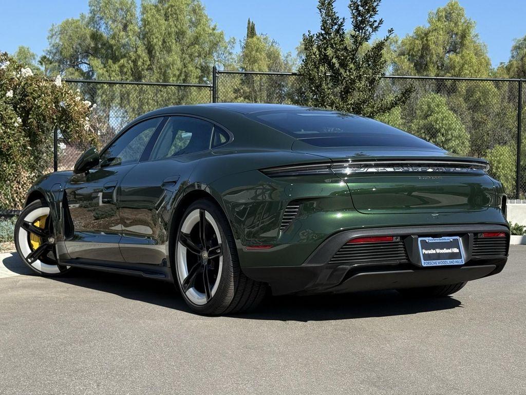 new 2025 Porsche Taycan car