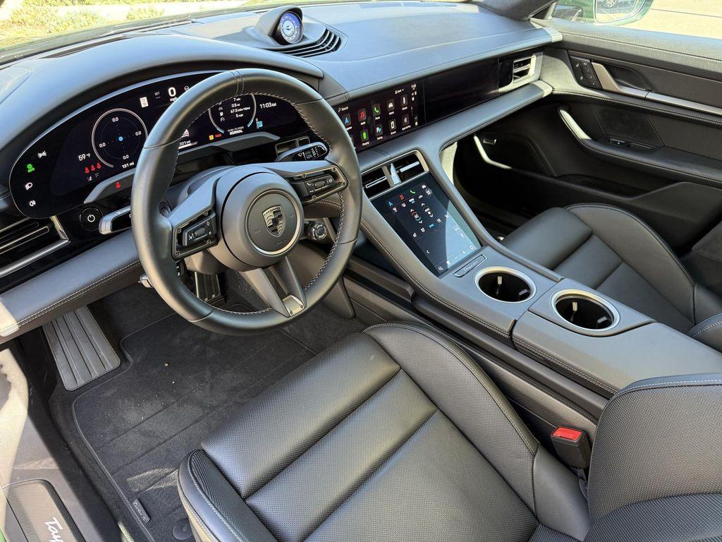 new 2025 Porsche Taycan car