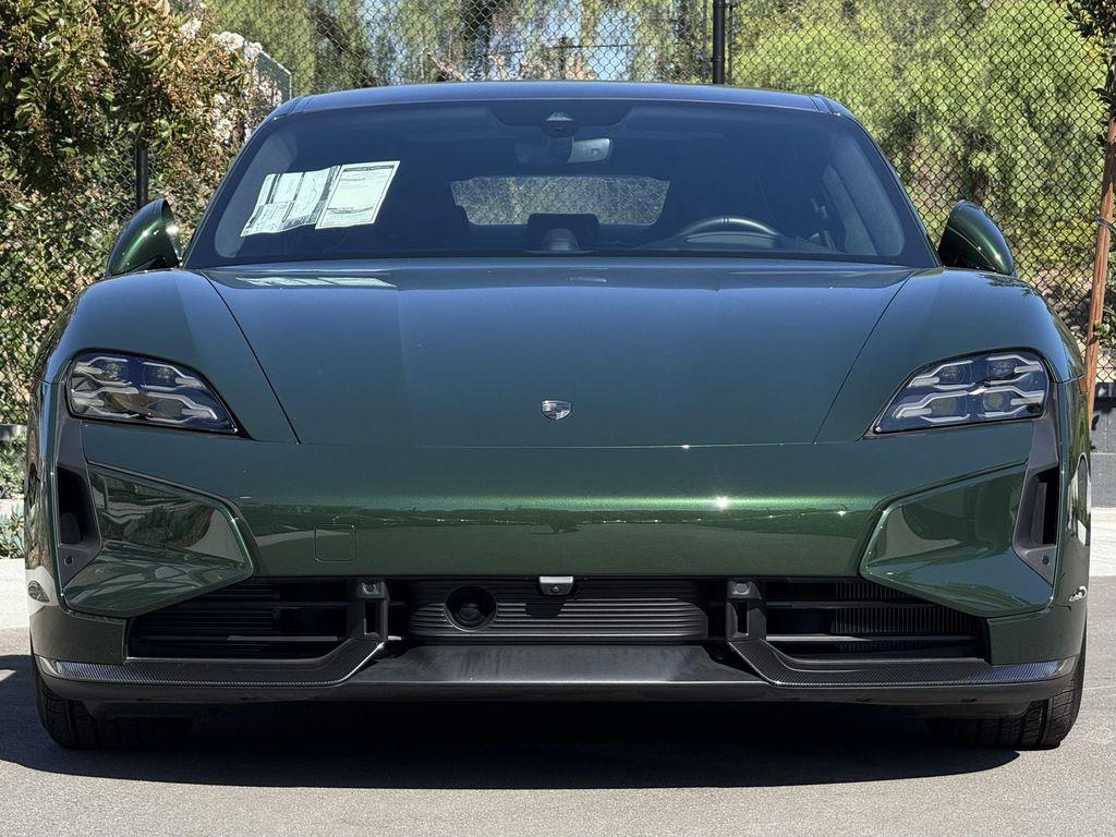 new 2025 Porsche Taycan car