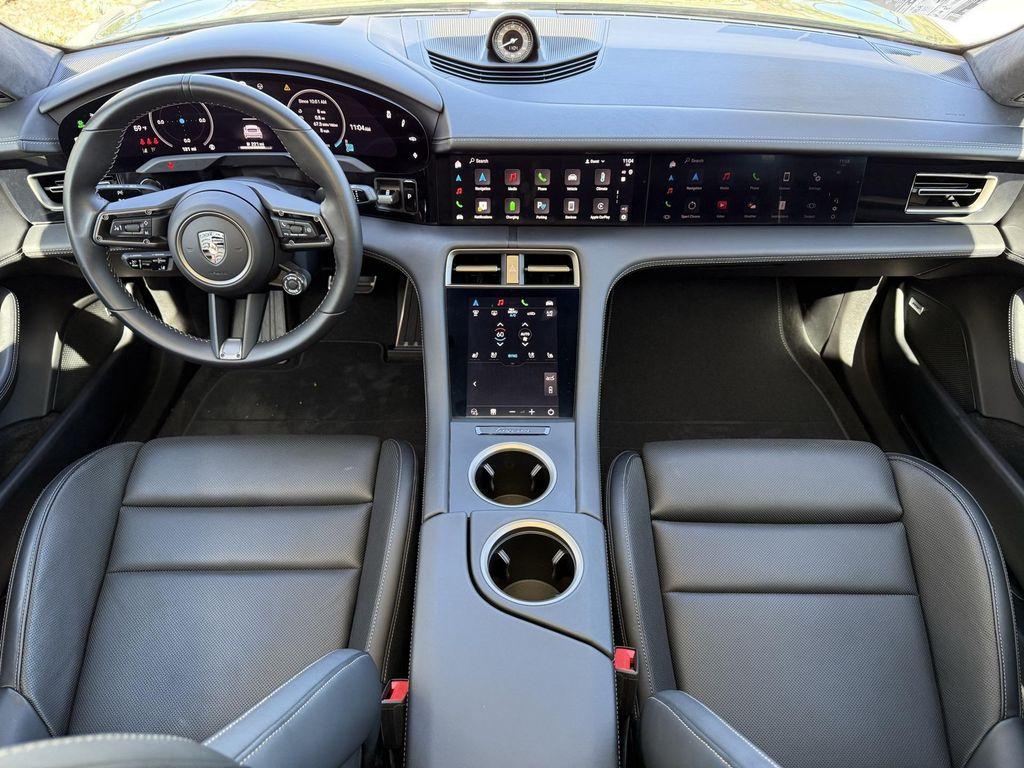 new 2025 Porsche Taycan car