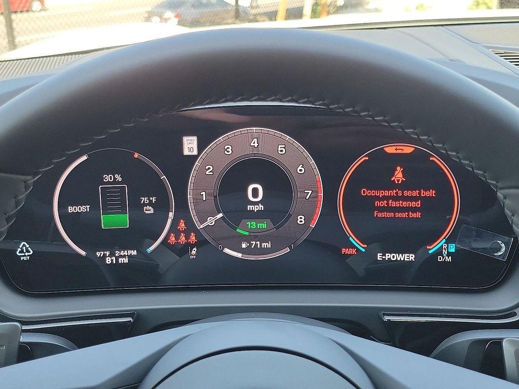 new 2025 Porsche Cayenne car