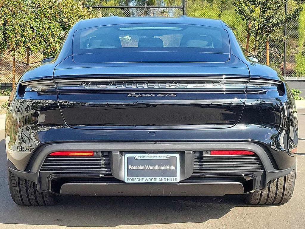 new 2026 Porsche Taycan car