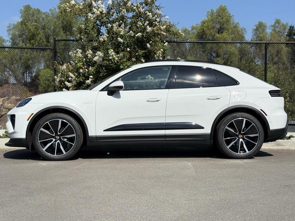 new 2025 Porsche Macan car