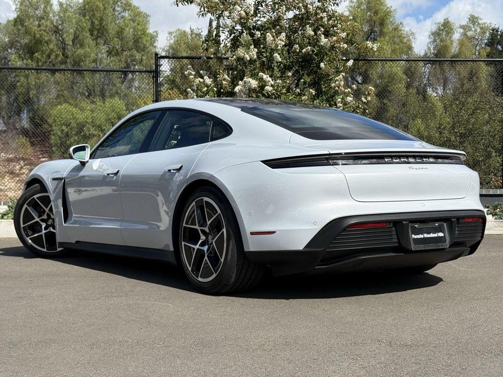 new 2025 Porsche Taycan car