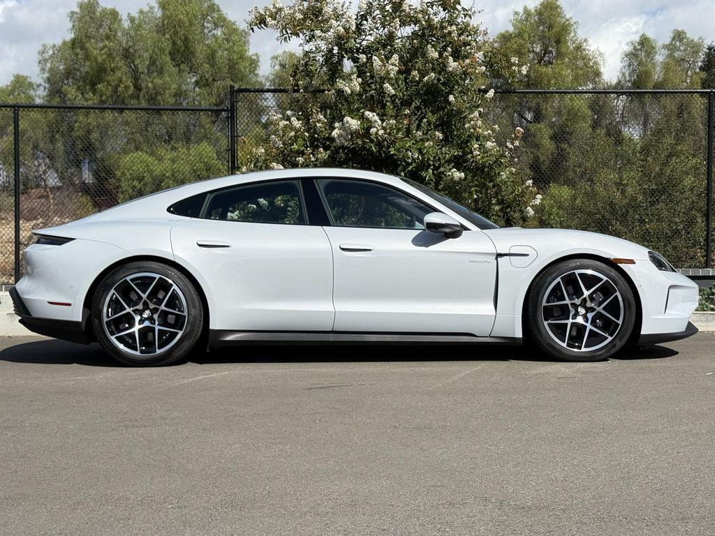 new 2025 Porsche Taycan car