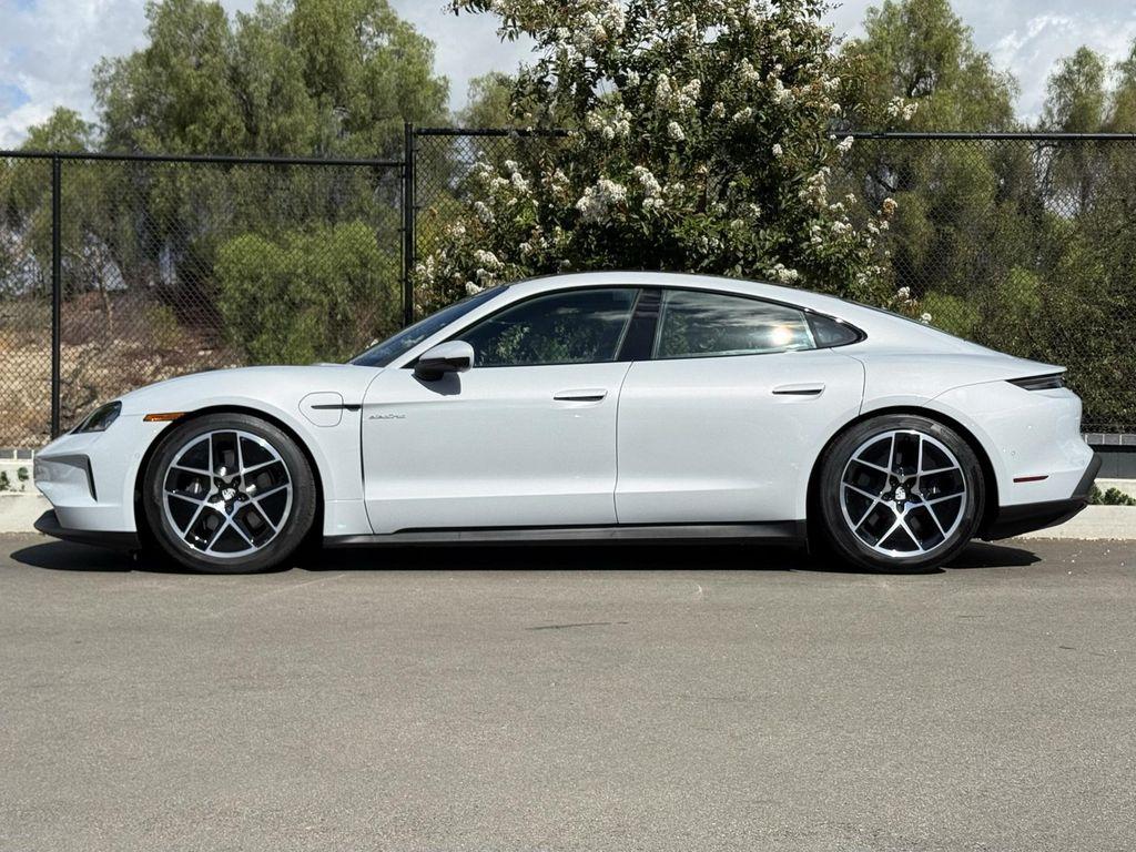 new 2025 Porsche Taycan car