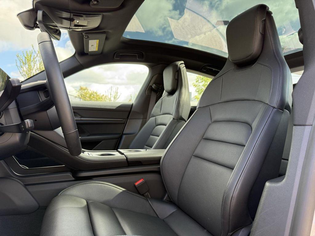 new 2025 Porsche Taycan car