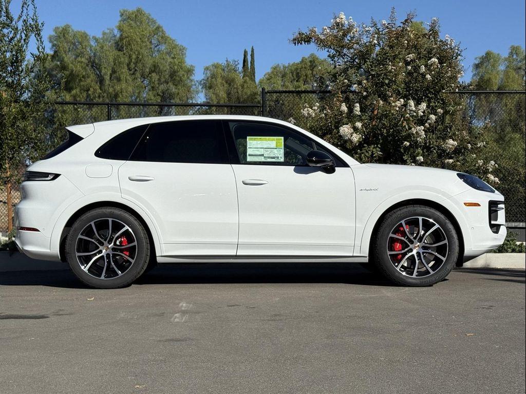 new 2026 Porsche Cayenne car