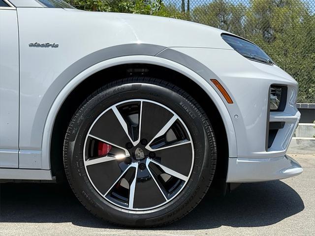 used 2025 Porsche Macan car, priced at $127,999