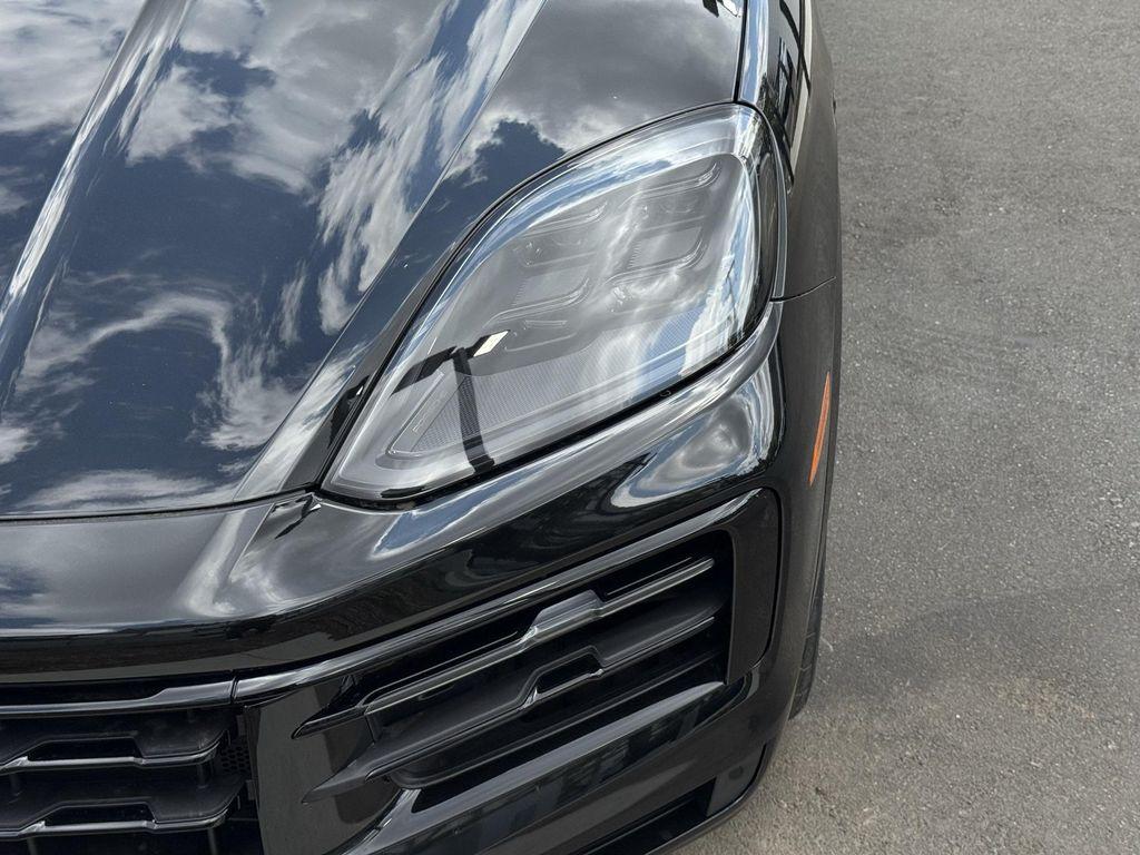 new 2025 Porsche Cayenne car