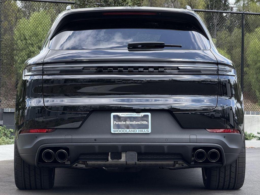 new 2025 Porsche Cayenne car