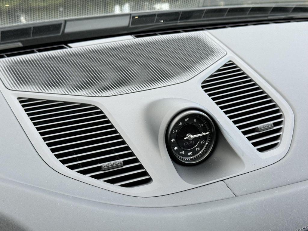 new 2025 Porsche Cayenne car