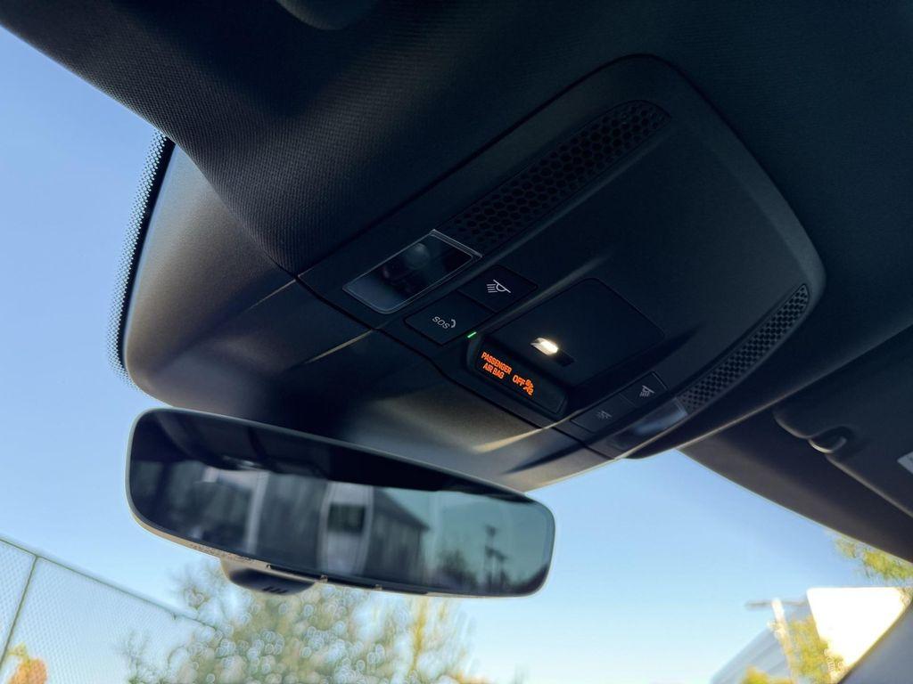 new 2025 Porsche Taycan car