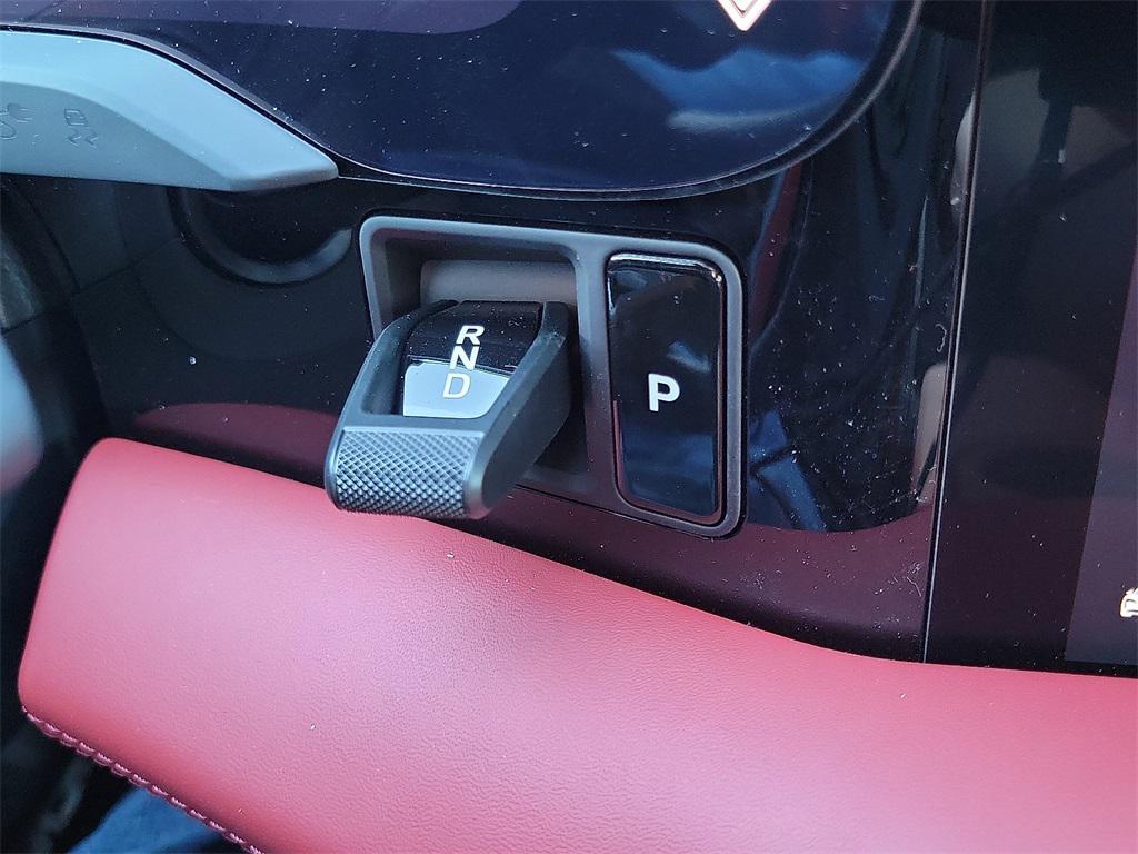 new 2025 Porsche Taycan car