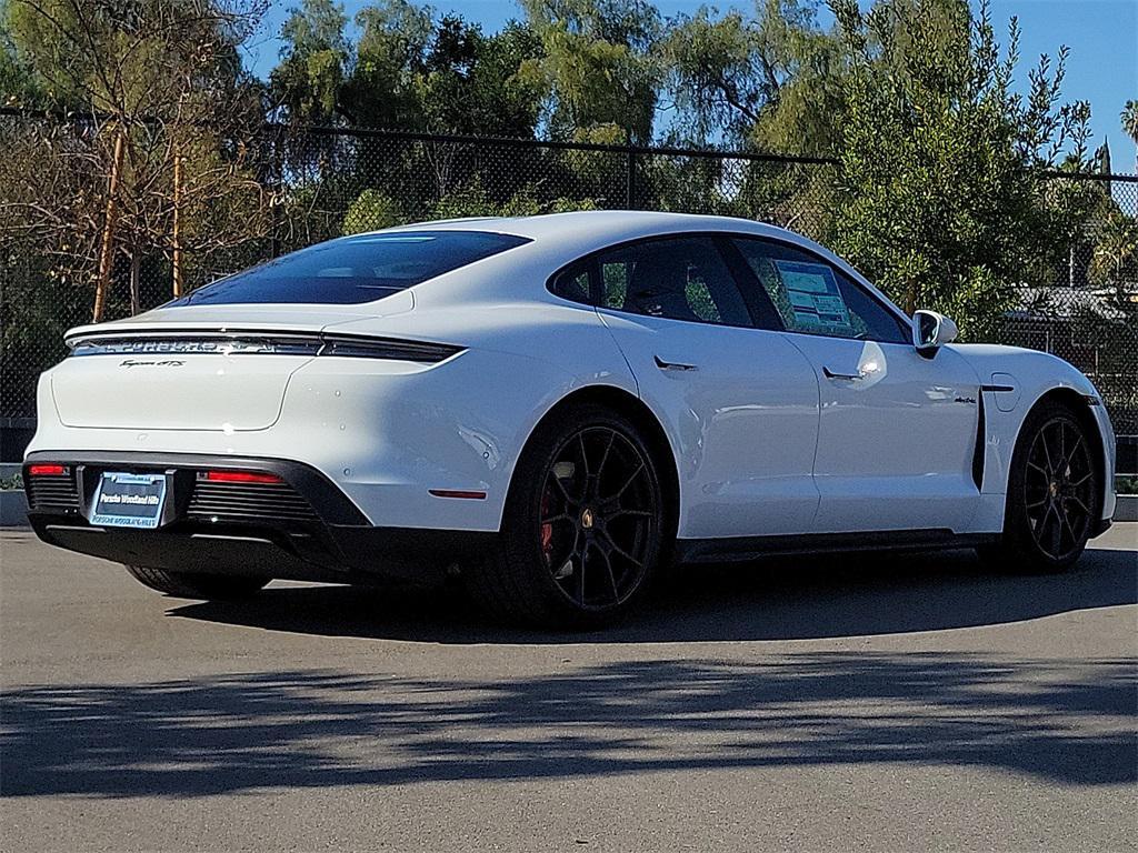 new 2025 Porsche Taycan car