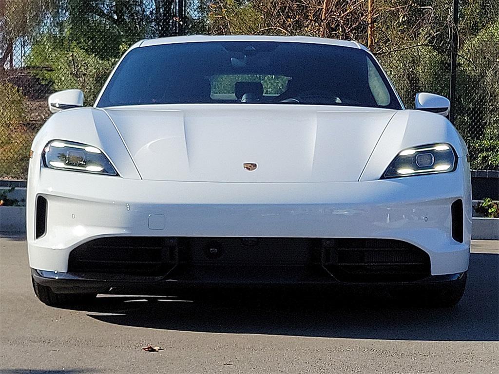 new 2025 Porsche Taycan car