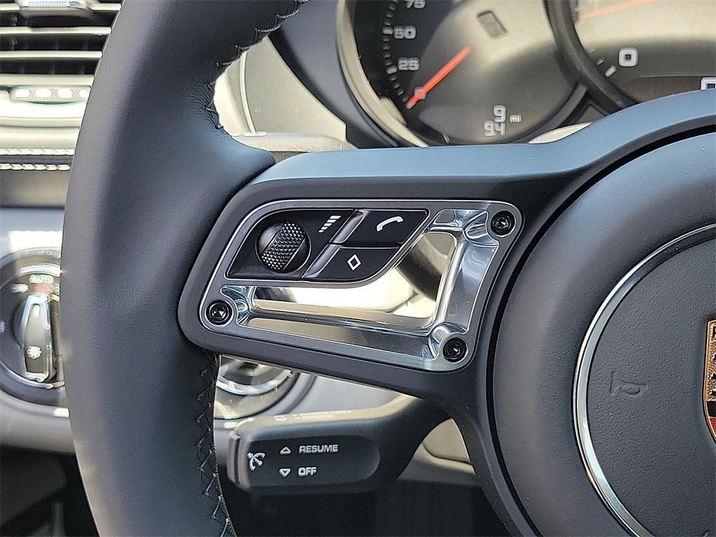 new 2025 Porsche 718 Cayman car
