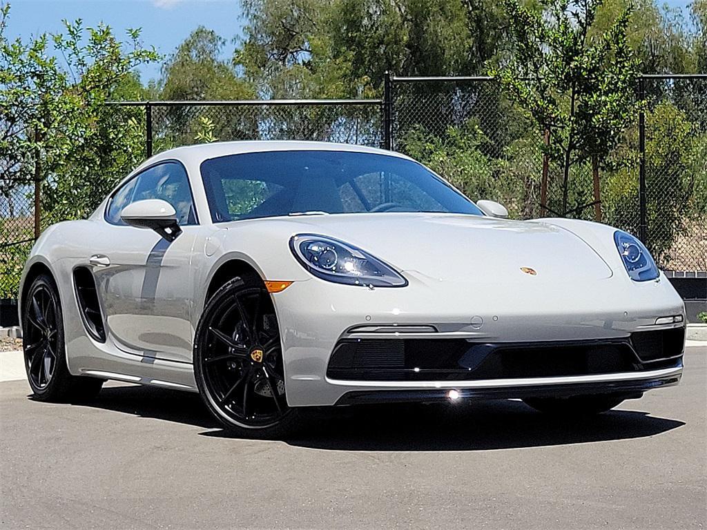 new 2025 Porsche 718 Cayman car