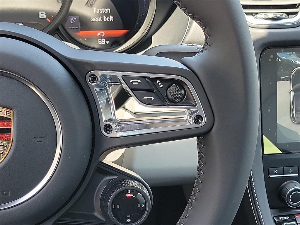 new 2025 Porsche 718 Cayman car