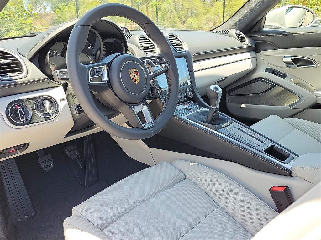 new 2025 Porsche 718 Cayman car