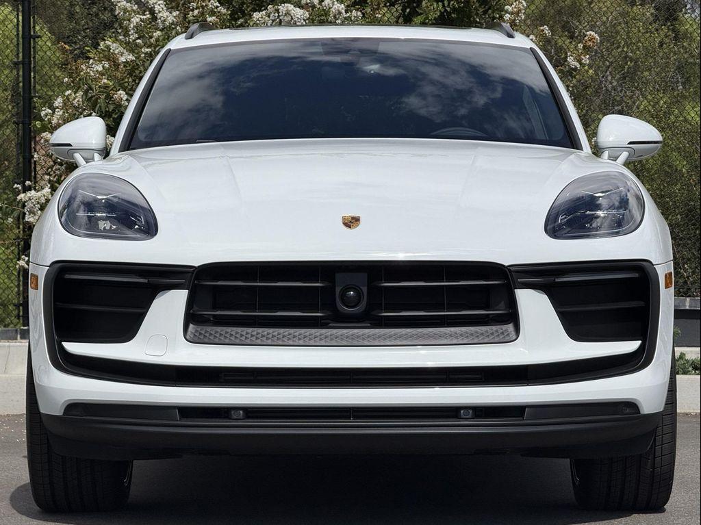 new 2025 Porsche Macan car