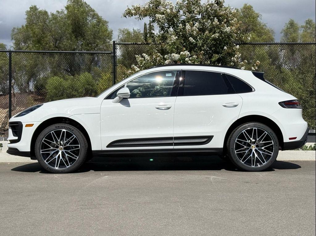 new 2025 Porsche Macan car