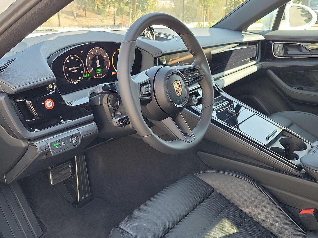 new 2025 Porsche Panamera car