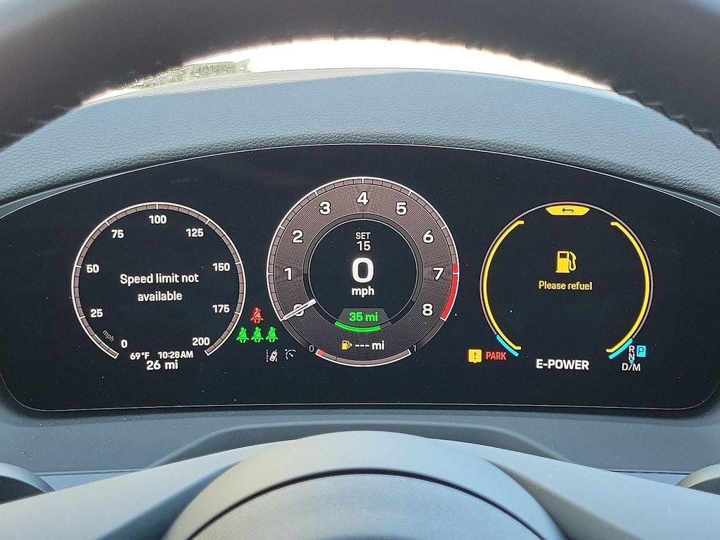 new 2025 Porsche Panamera car