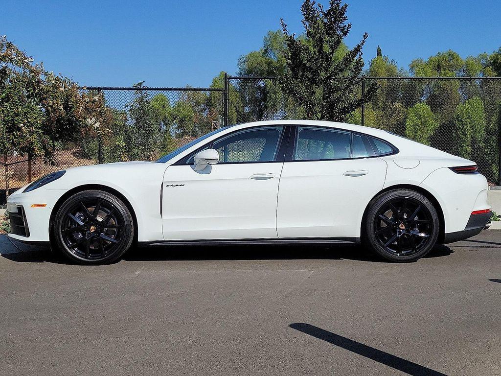 new 2025 Porsche Panamera car