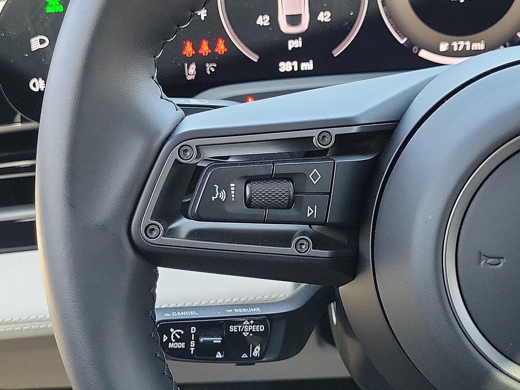 new 2025 Porsche Taycan car