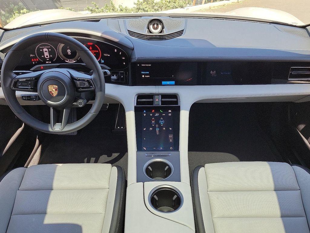 new 2025 Porsche Taycan car