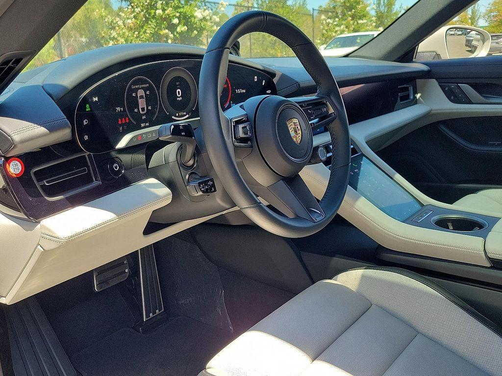 new 2025 Porsche Taycan car