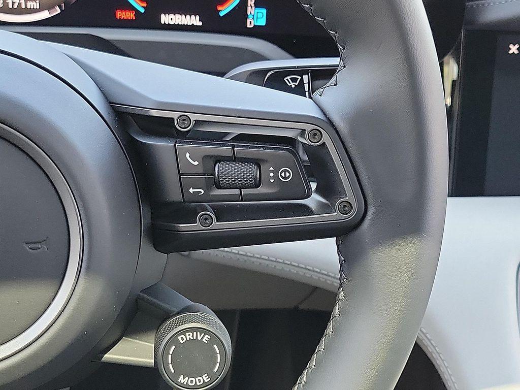 new 2025 Porsche Taycan car