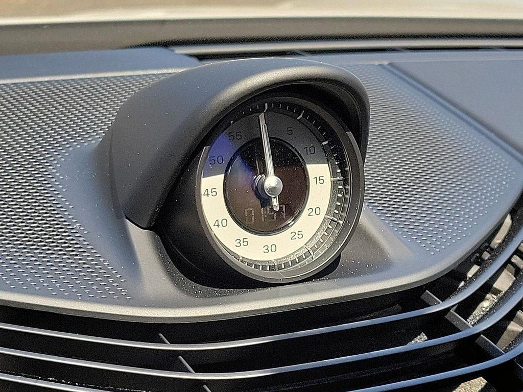 new 2025 Porsche Taycan car