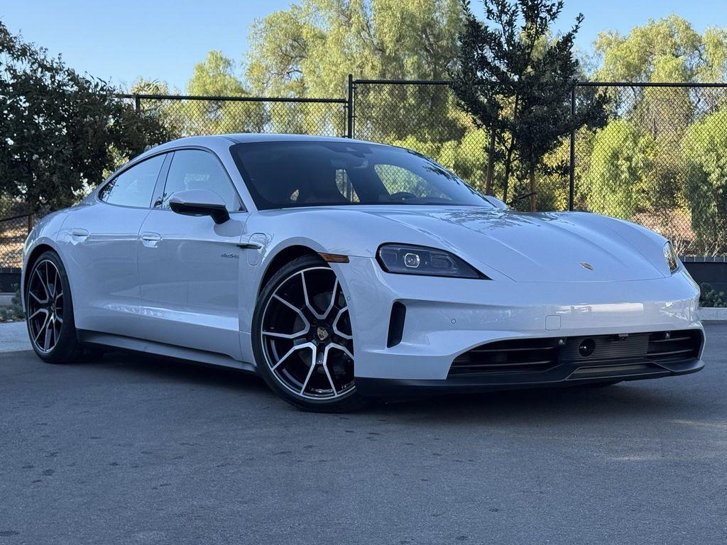 new 2025 Porsche Taycan car