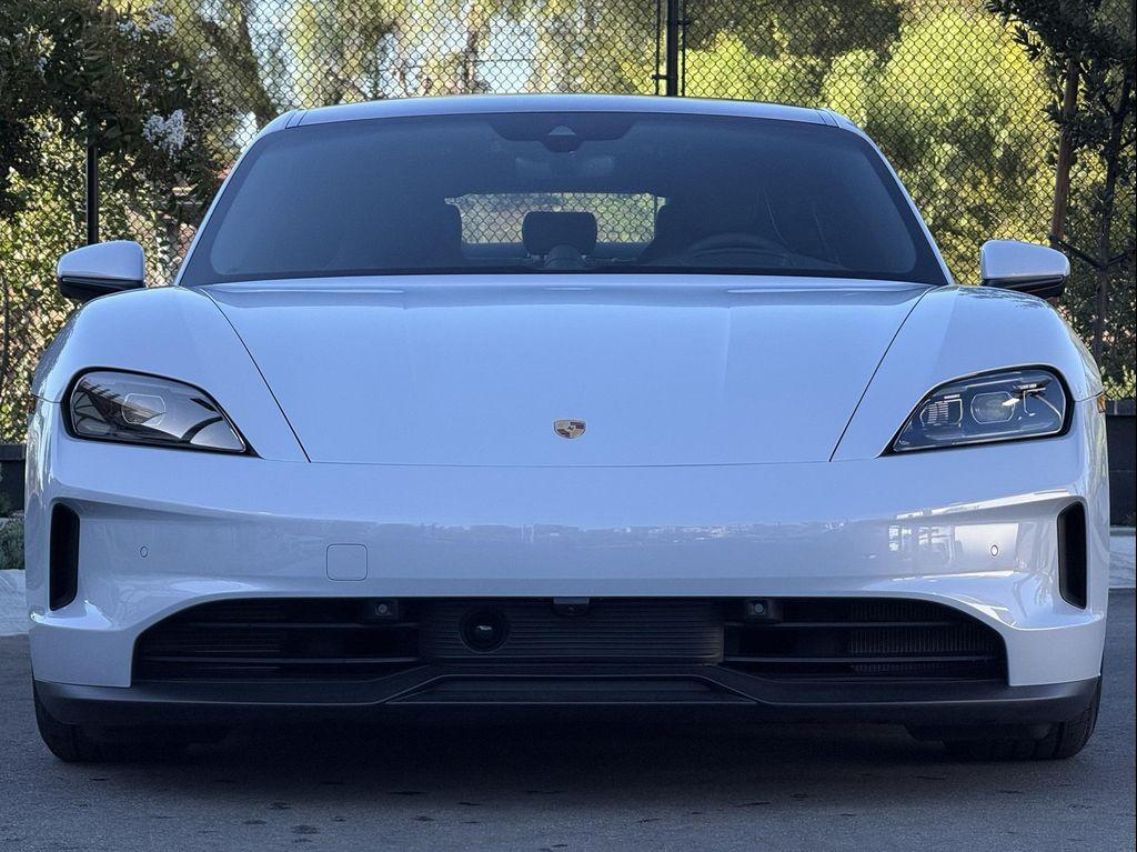 new 2025 Porsche Taycan car