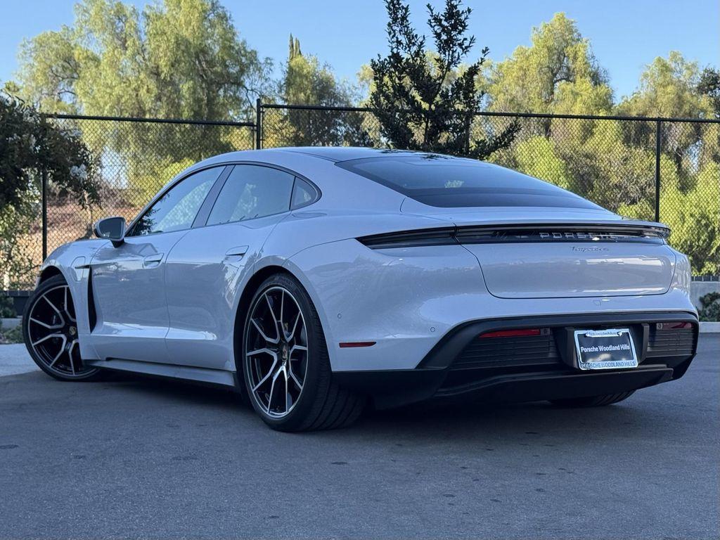 new 2025 Porsche Taycan car