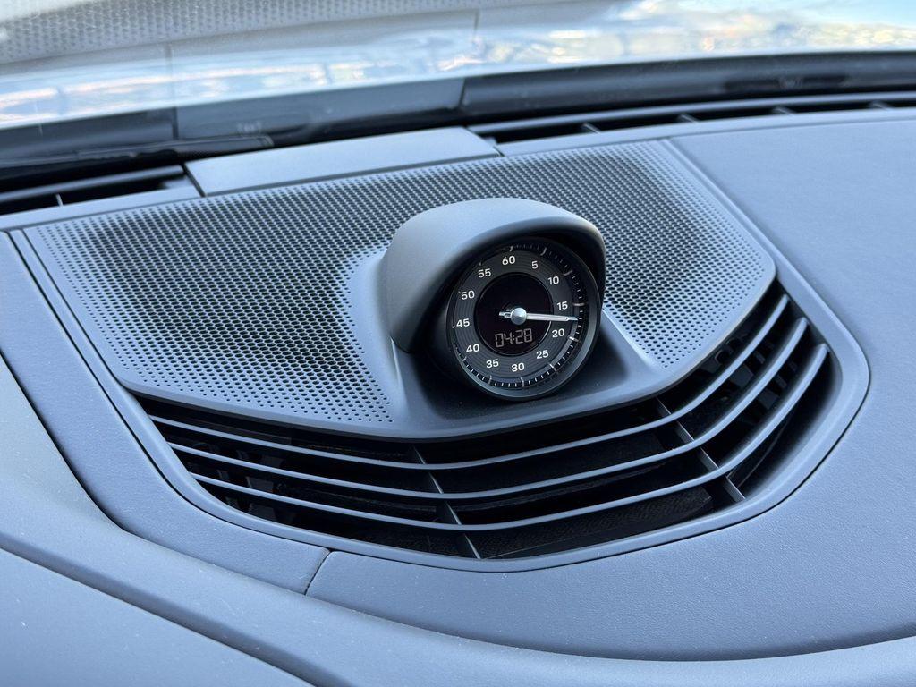 new 2025 Porsche Taycan car