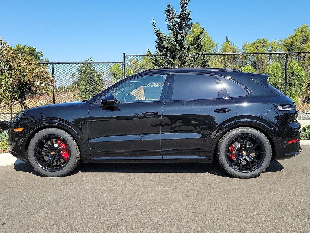 new 2026 Porsche Cayenne car