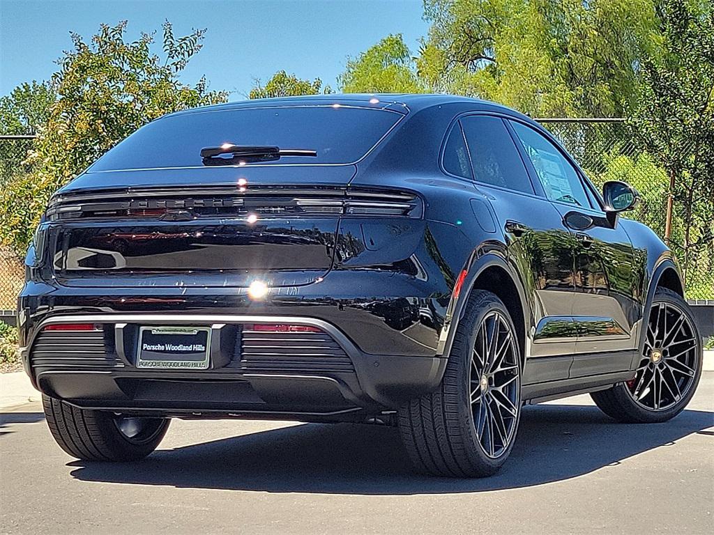 new 2025 Porsche Macan car